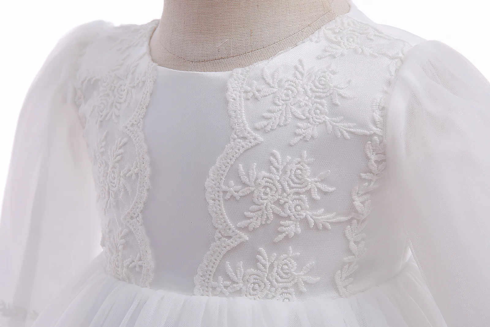 Baby Girl Dress White Embroide - Baby Clothing Yarn ulasan dan harga